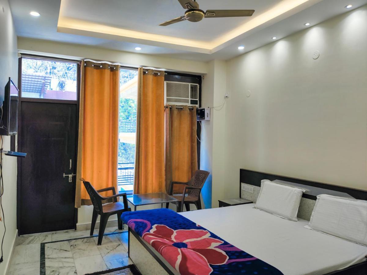 Hotel Orange Classic Rishīkesh Extérieur photo