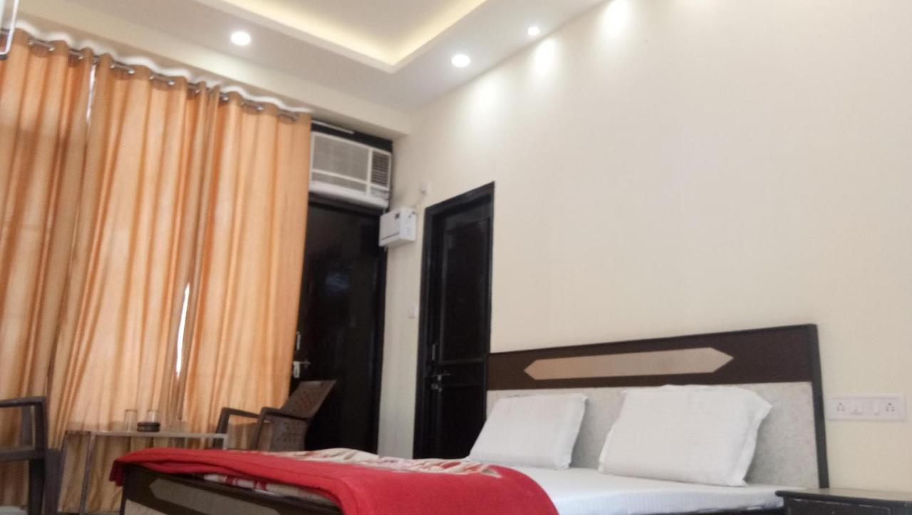 Hotel Orange Classic Rishīkesh Extérieur photo