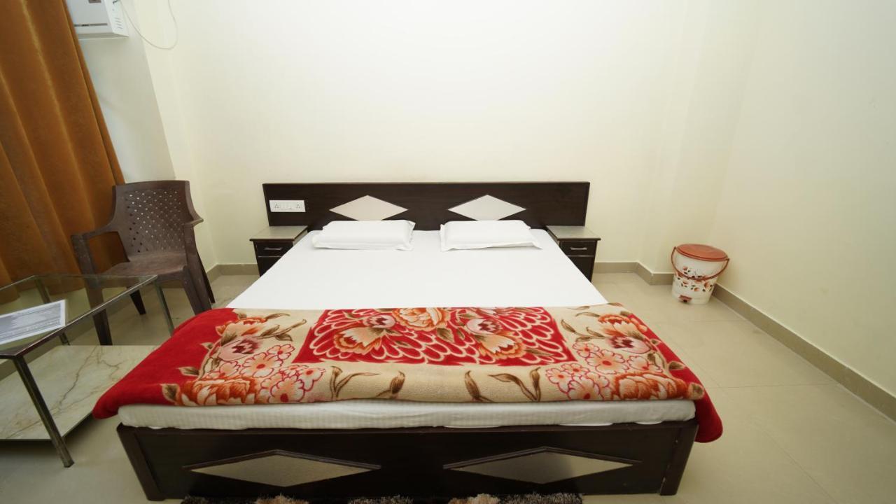 Hotel Orange Classic Rishīkesh Extérieur photo